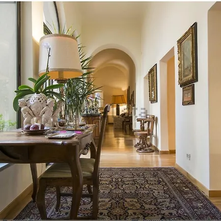 Alojamento de Acomodação e Pequeno-almoço Piazza Del Carmine *