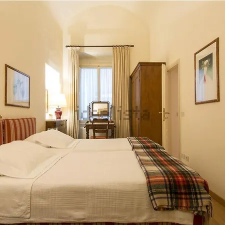 Alojamento de Acomodação e Pequeno-almoço Piazza Del Carmine